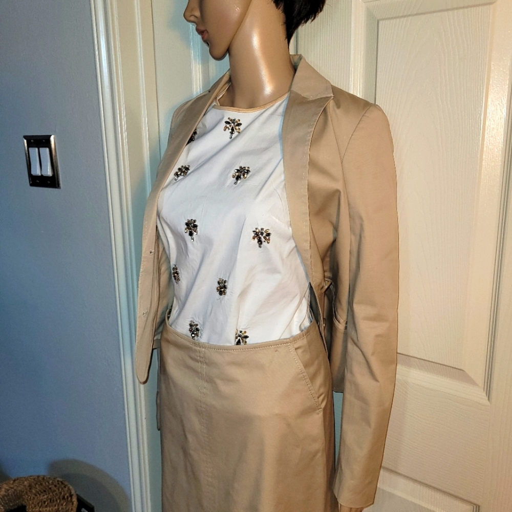 Banana Republic suit
